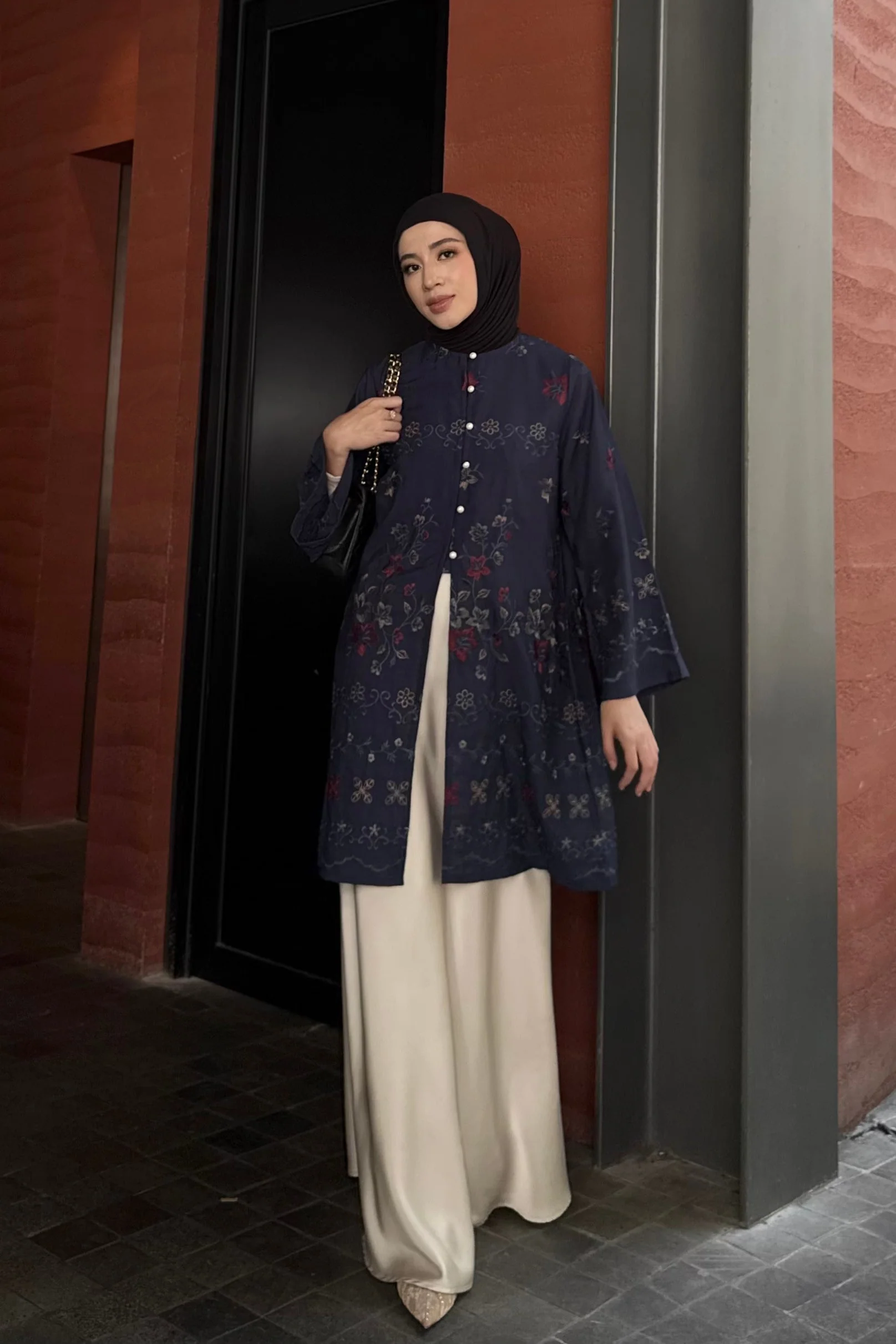 Rayana Tunic Series - Long Tunik Wanita Elegan Dan Mewah Bahan Cotton Spesial Hari Raya - Image 24